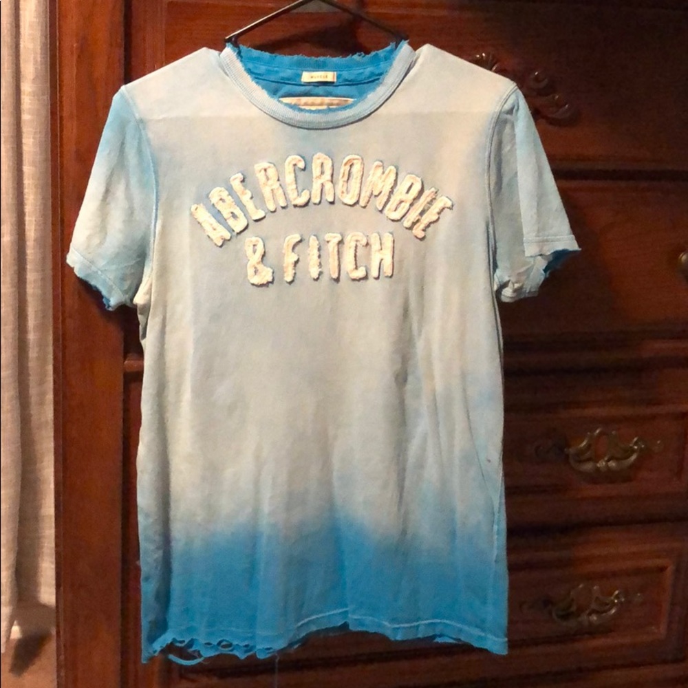 A&F tshirt